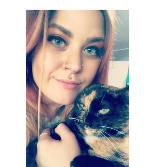 Meet your Posher, Melissa - Picture 1 of 1